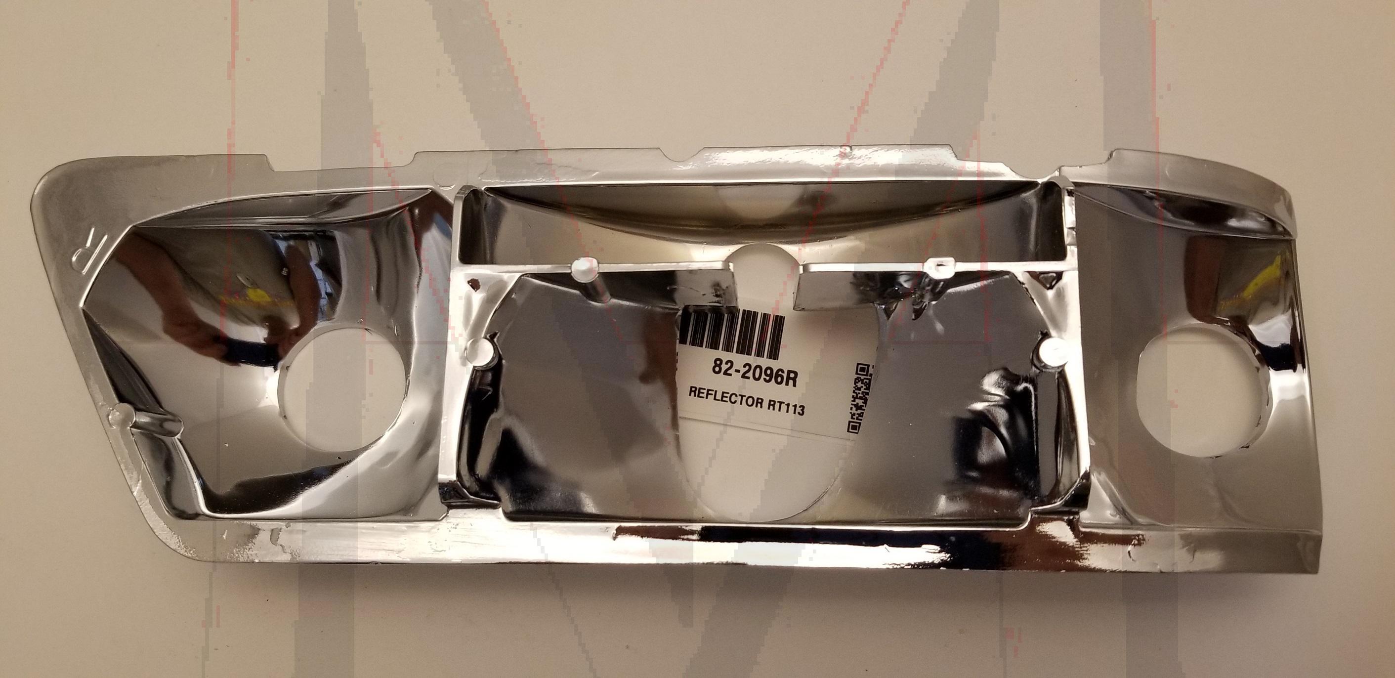TAIL LIGHT REFLECTOR - RIGHT