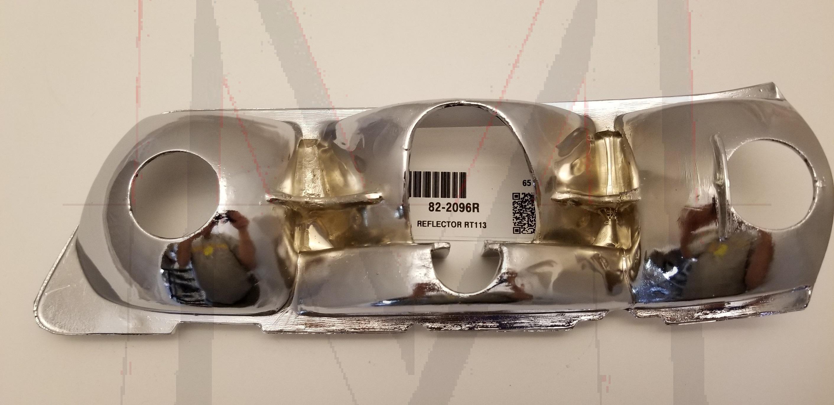 TAIL LIGHT REFLECTOR - RIGHT