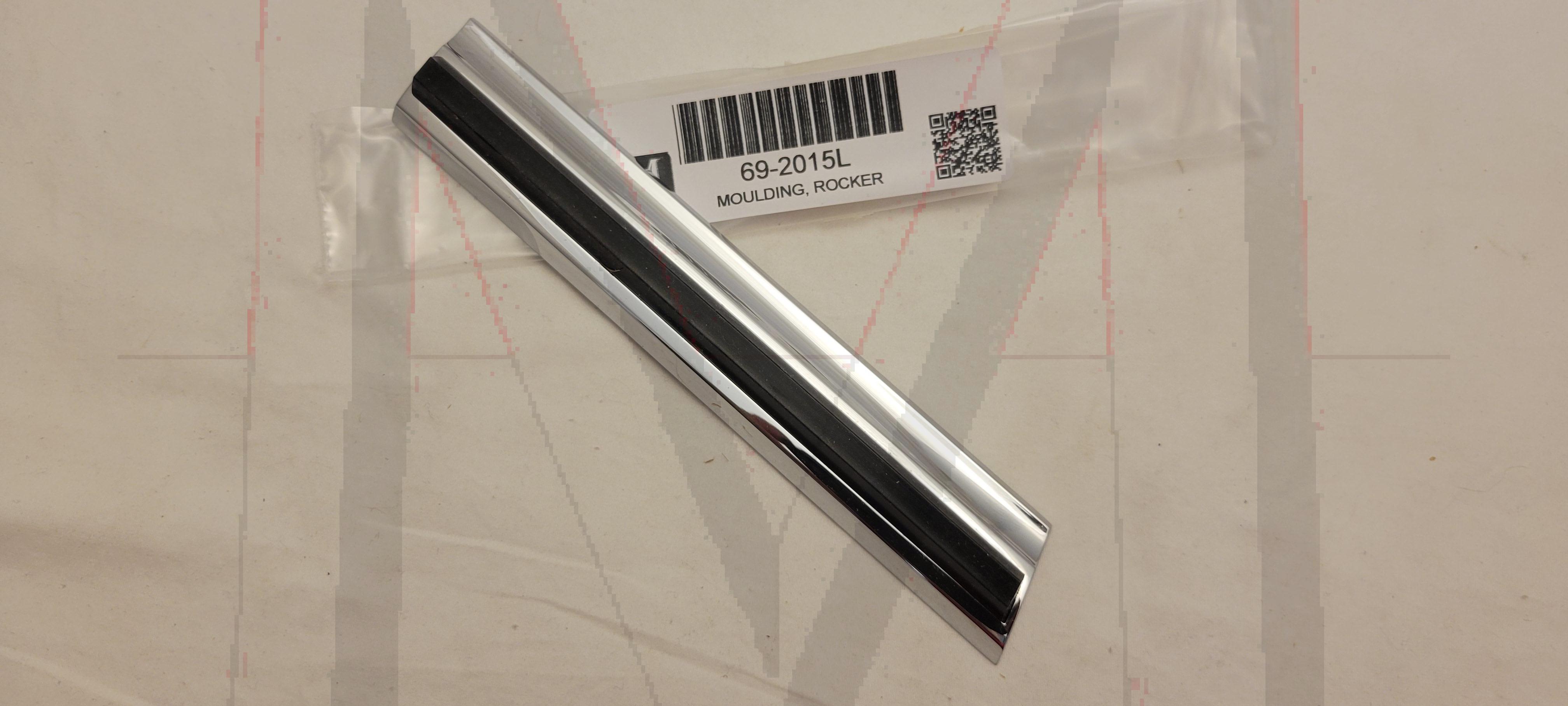 CHROME SIDE MOULDING